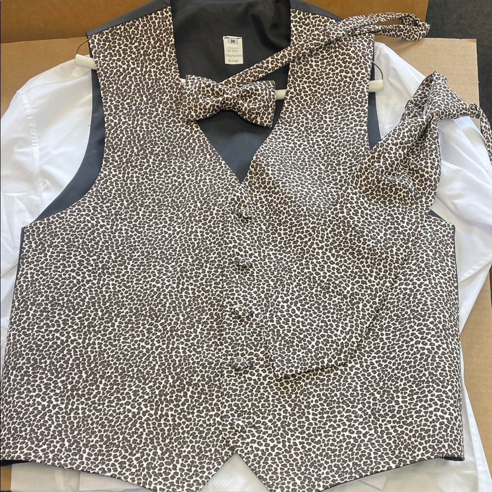 Men's Leopard Print Vest and Bow Tie Set and Additional Necktie
